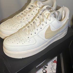 Nike Air Force Men SZ 9